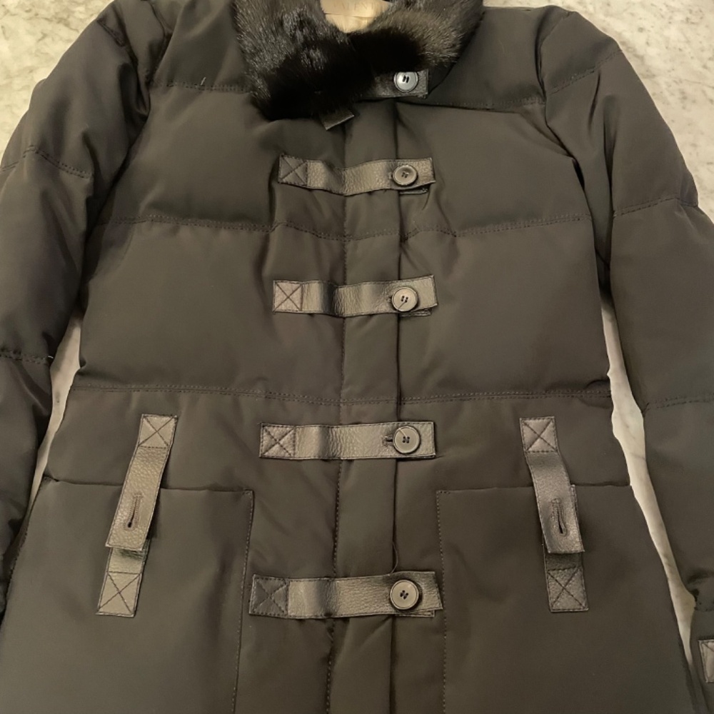 Valentino insulated jacket with fur collar - Size 2 - Picture 4 of 14